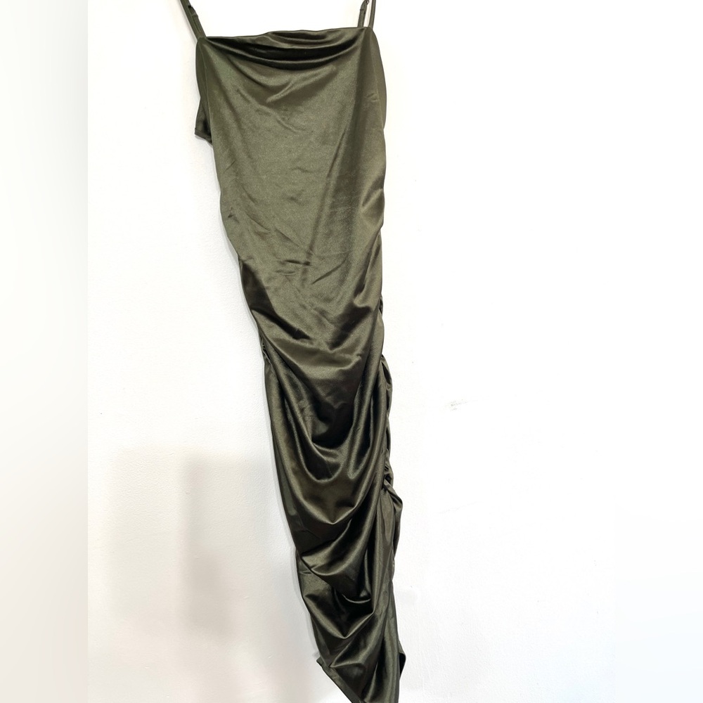 Green silk bodycon sleeveless women’s dress SHEIN